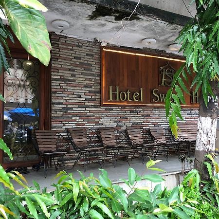 Hotel Sweet Home ムンバイ エクステリア 写真